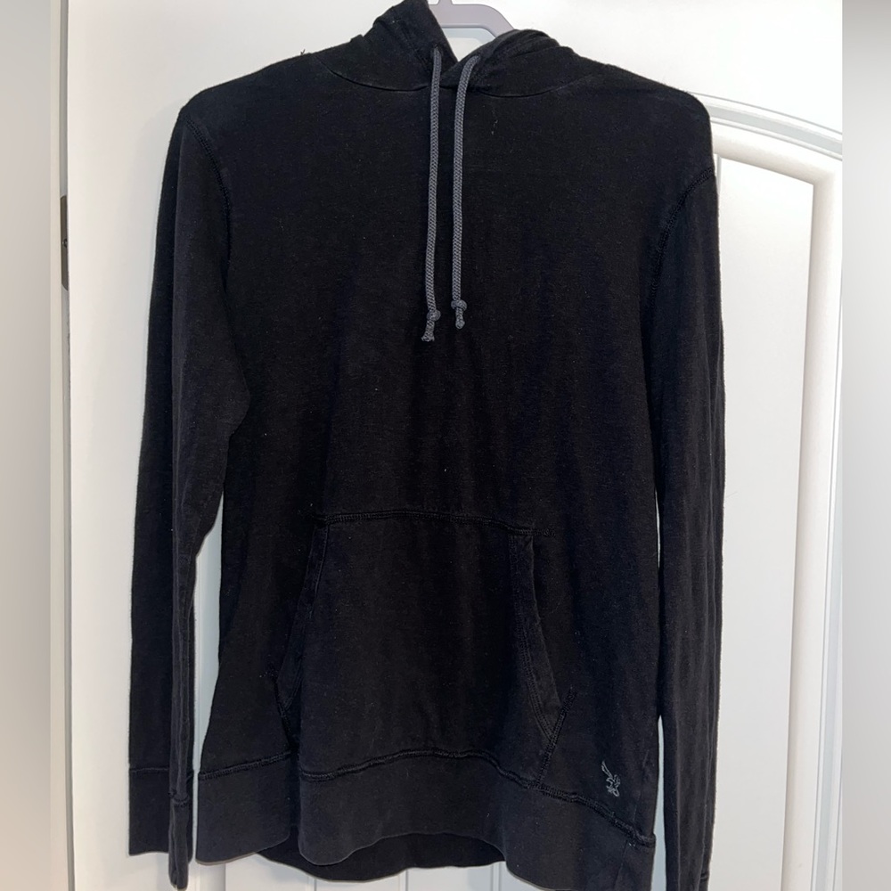 American Eagle long sleeve hooded T shirt